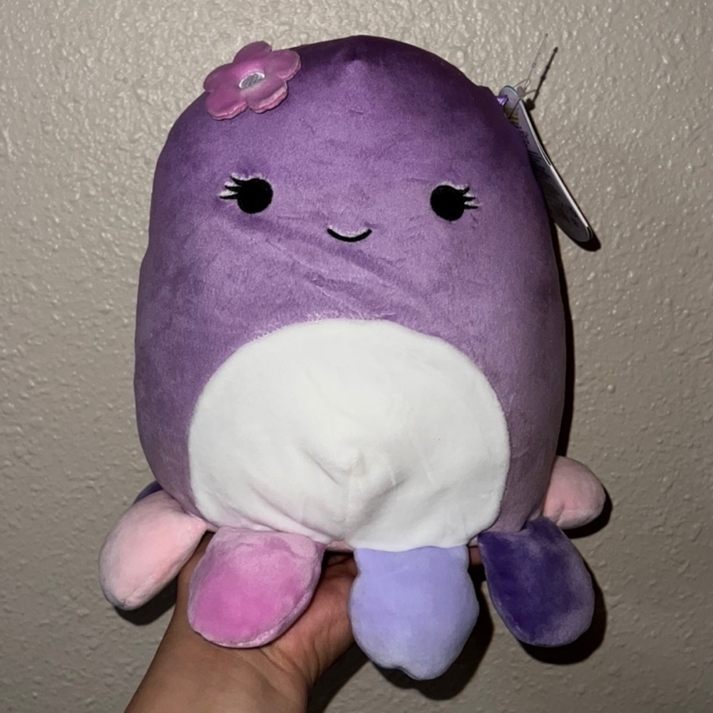 Octopus squishmallow - Picture 2 of 3